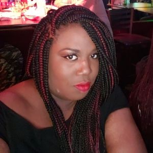 Meet your Posher, Chrissy